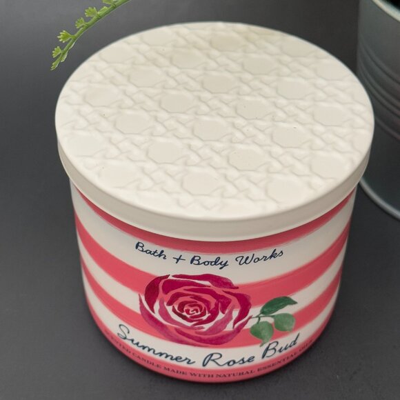 BBW Summer Rose Bud Bath & Body Works 3 Wick Candle - Picture 4 of 10